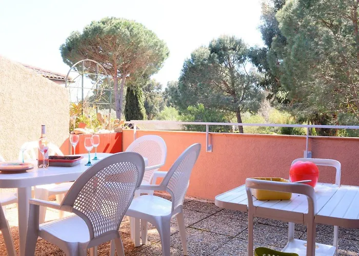 3 Pieces Avec Piscine, Terrasse Et Wifi - - Fr-1-251-561 * Le Lavandou